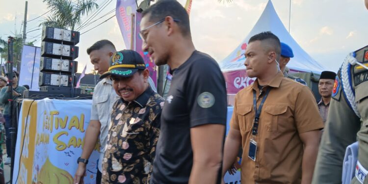 Menpanekraf Tinjau Bazar Ramadhan, Ketua DPRD Harap Bisa Memotivasi UMKM Lebih Berkembang