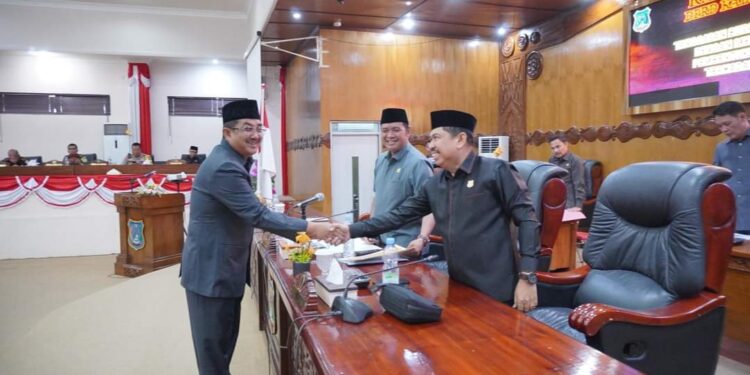 DPRD Tanjabbar Gelar Paripurna Ke-Tiga Dengan Tanggapan Bupati Atas Pandangan Fraksi-Fraksi