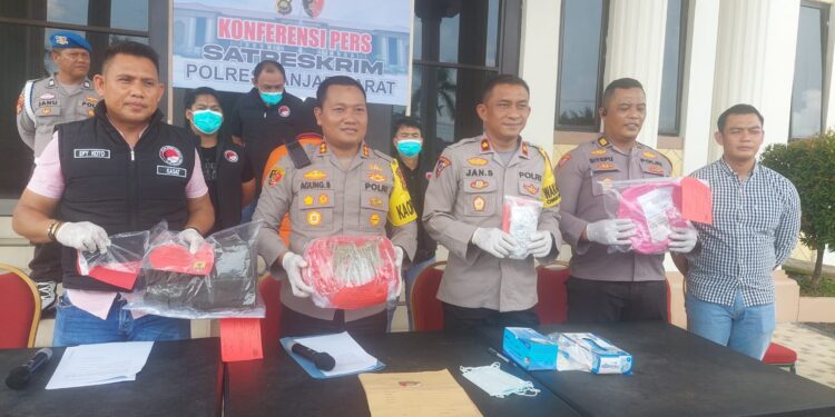 Jadi Bandar Ganja, Seorang Mahasiswa Berhasil Diamankan Polres Tanjab Barat