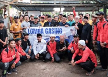 Buka Turnamen Gasing, Bupati Usulkan Jadi Cobor Kormi