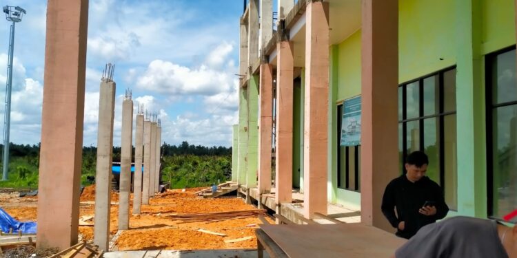 Dibangun Sejak 2015, Proyek Sport Center Diduga Kembali Bermasalah