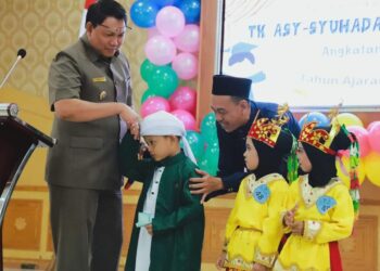 Wabup Hairan Ajak Siswa Hormati Guru dan Orang Tua