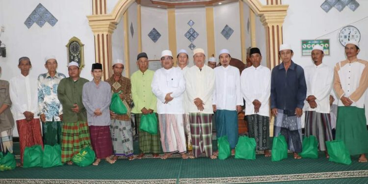Bupati Anwar Sadat Ajak Masyarakat Makmurkan Masjid