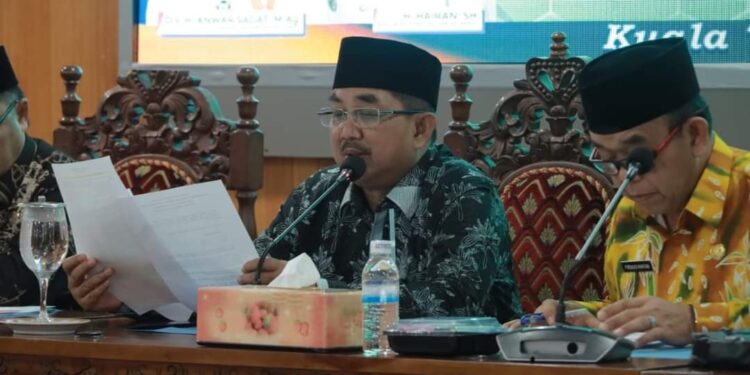 Bupati Tanjabbar Tekankan Pentingnya Koordinasi untuk Pembayaran TPP Tepat Waktu