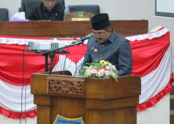 Paripurna ke Empat DPRD, Bupati Anwar Sadat Sebut Penetapan APBD-P Merupakan Modal Pembangunan 