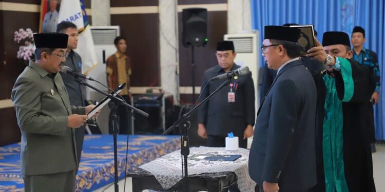 Lantik Pejabat Sekretaris Daerah, Bupati Pinta Dahlan Jaga Kepercayaan 
