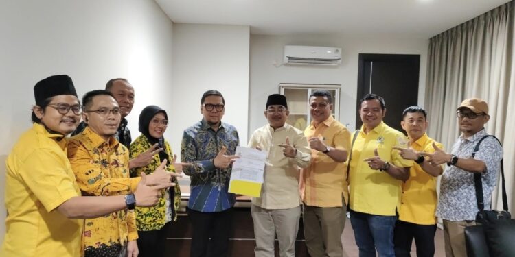 Kantongi Dukungan Golkar, UAS-Katamso Pertama Dapat Tiket Maju Pilbup Tanjabbar