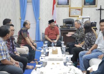 Bupati Anwar Sadat Terima Kunjungan Calon Investor Jepang Bahas Potensi Perikanan Udang Mantis