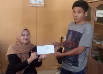 Lurah Teluk Dawan Pasang Spanduk RH Viral, Tim Haris-Sani Surati Bawaslu Tanjab Timur