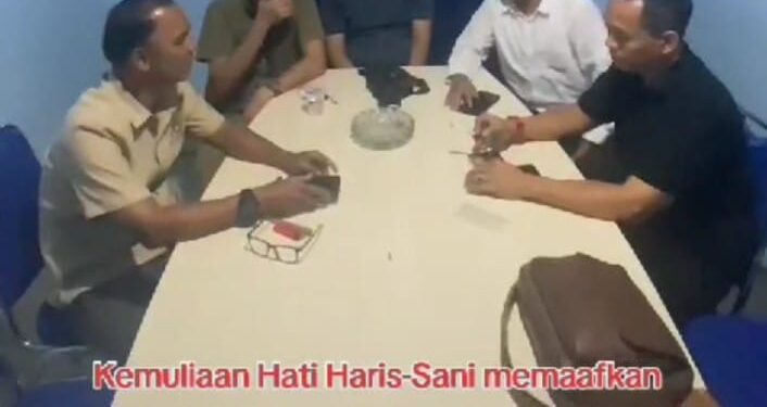 Haris-Sani Maafkan Perusak Baliho yang Dilakukan Tim RH
