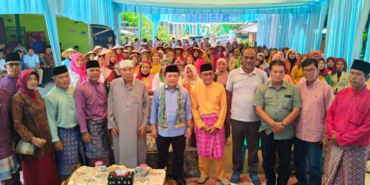 Selenggarakan Festival Budaya Baju Kebaya dan Pacu Perahu, Al Haris Apresiasi Warga Dusun Sarolangun Lestarikan Budaya Lama