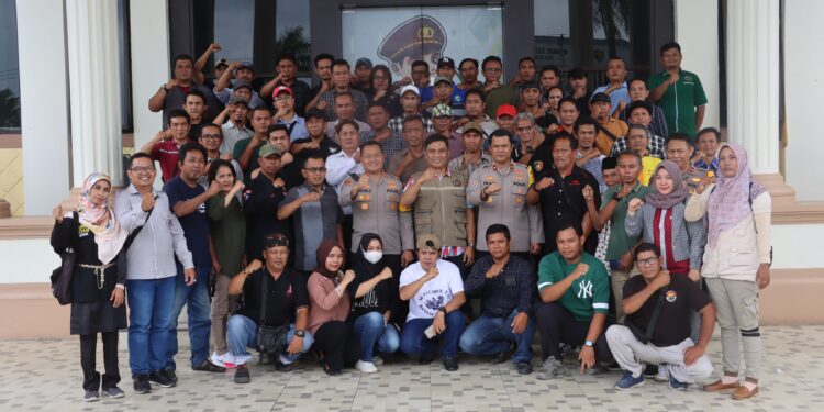 HPN Ke-79 di Kuala Tungkal: Polres Tanjab Barat dan Insan Pers Perkuat Sinergi