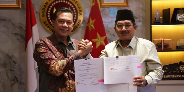 Bupati Tanjab Barat Teken Hibah Barang Milik Daerah, Perkuat Sinergi dengan BIN