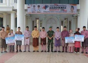 Hardiknas 2025 di Kuala Tungkal, Bupati Anwar Sadat: Pendidikan Adalah Hak Semua Warga