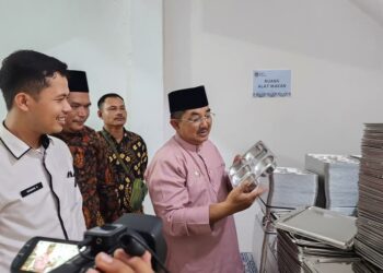 Bupati Tanjab Barat Tinjau Dapur SPPG, Pastikan Program Makan Bergizi Gratis Siap Diluncurkan