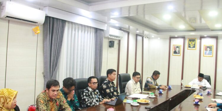 Perkuat Akurasi Data, Bupati Tanjab Barat Teken Kolaborasi Strategis dengan BPS