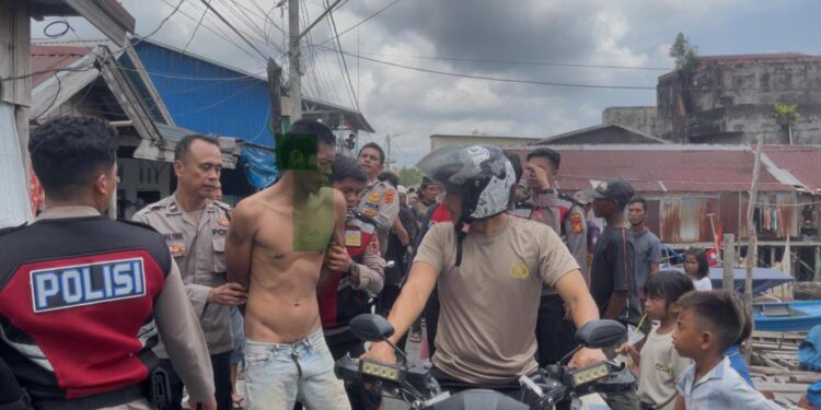 Penikaman Hebohkan Warga Parit 4, Pelaku Berhasil Diamankan Polisi