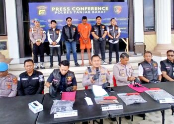 Kampung Nelayan, Polres Tanjab Barat Ungkap Motif dan Amankan Barang Bukti