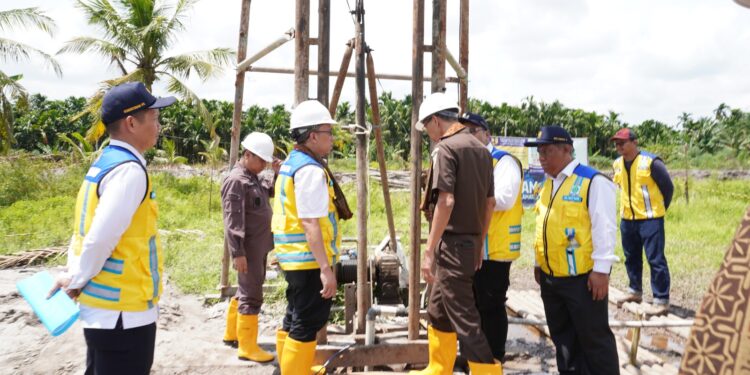 Dorong Ketahanan Pangan, Kajati Jambi Hadirkan Sumur JIAT di Desa Parit Bilal