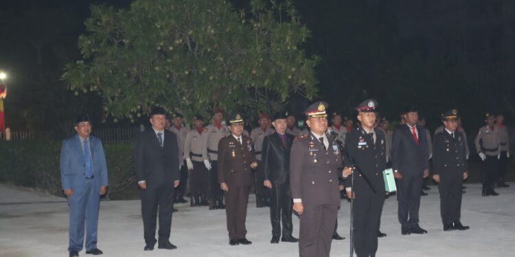 Malam Sakral, Kapolres Bersama Forkopimda Kenang Jasa Pahlawan di TMP Yudha Satria