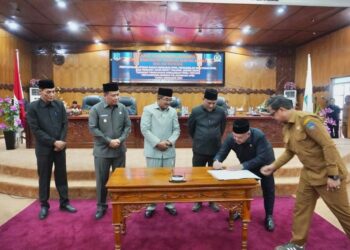 DPRD Tanjab Barat Gelar Paripurna Keempat, Sampaikan Laporan Banggar dan Pendapat Akhir Bupati Atas Pertanggungjawaban APBD 2024