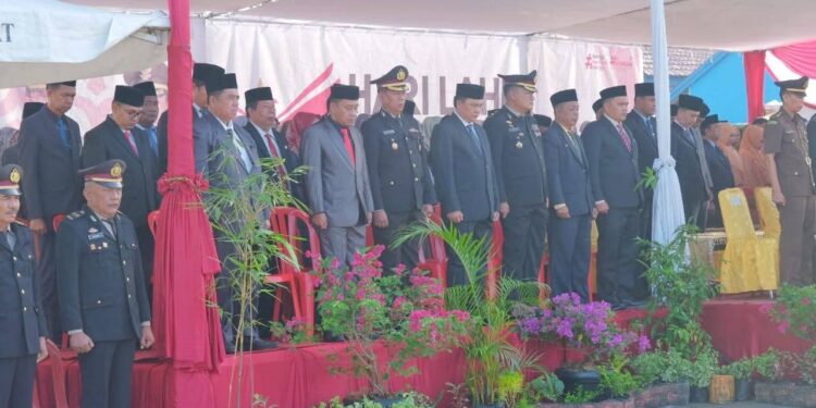 Pimpinan DPRD Tanjab Barat Hadiri Upacara Hari Lahir Pancasila 2025