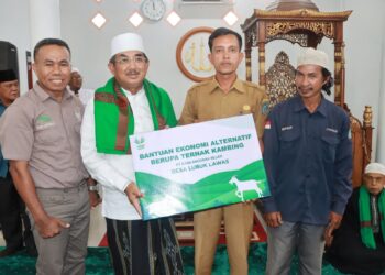 Bupati Anwar Sadat Hadiri Maulid Nabi di Muara Papalik, Ajak Jamaah Perkuat Syiar Islam