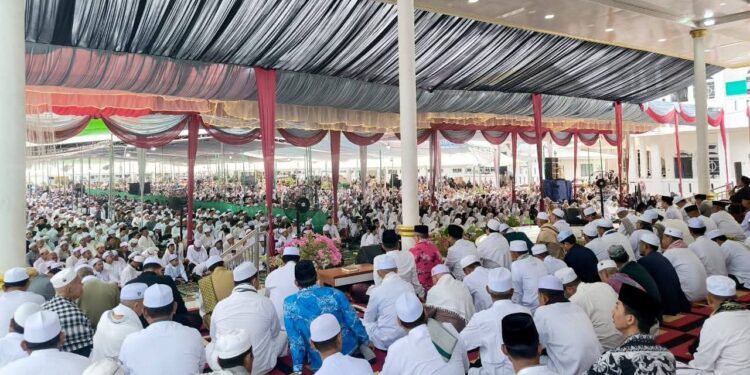 Ketua DPRD Tanjab Barat Hadiri Haul Akbar Syekh Abdul Qadir Al-Jailani di Ponpes Al-Baqiyatush Shalihat Kuala Tungkal