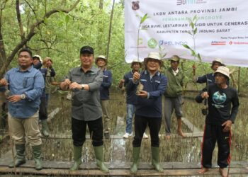 “Jaga Bumi, Jaga Pesisir”: Wabup Katamso Dukung Program Lingkungan LKBN Antara di Tanjung Jabung Barat
