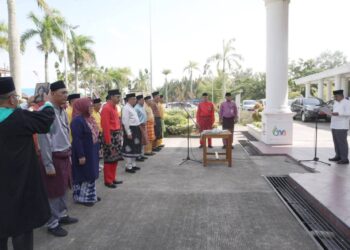Kukuhkan PNS dan PPPK, Bupati Anwar Sadat Tekankan Integritas dan Budaya Kerja ASN