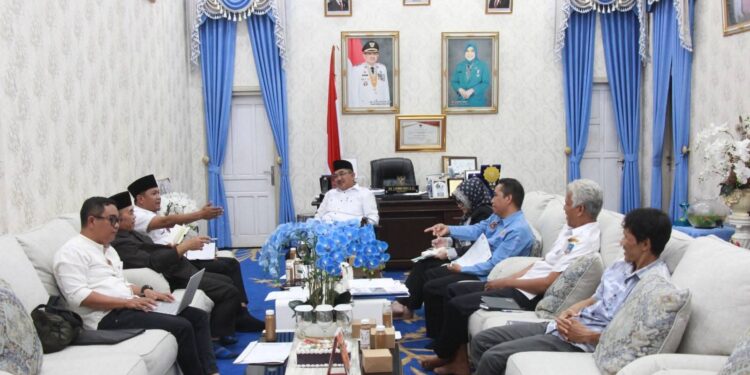 Momentum Pembenahan BPR Tanggo Rajo, Bupati Anwar Sadat Tekankan Tata Kelola Profesional