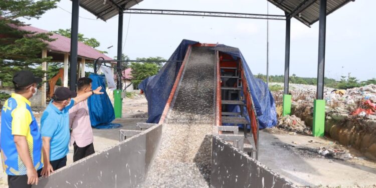 Dari Rakornas ke Lapangan, Bupati Anwar Sadat Pastikan Penanganan Sampah Berjalan
