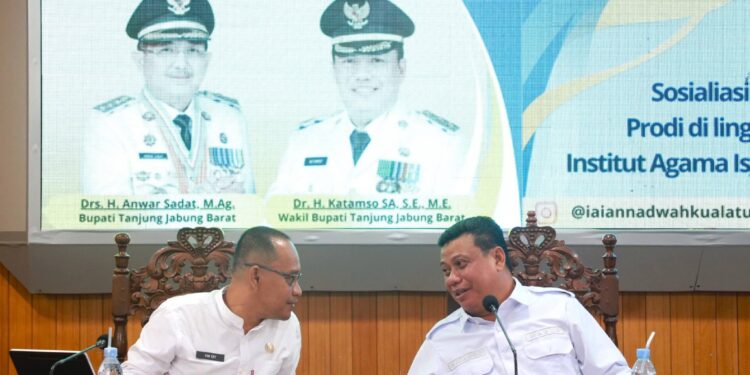 Wabup Katamso: Lulusan Hukum Keluarga Islam Bukan Sekadar Birokrat, Tapi Pendamai Umat