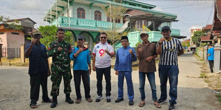 Gotong Royong Massal di Tungkal Ilir, Pemkab Tanjab Barat Implementasikan Arahan Presiden