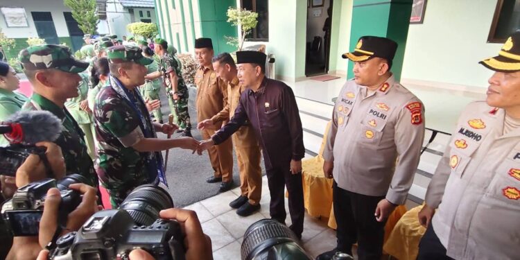 Ketua DPRD Hamdani Sambut Kunjungan Kerja Pangdam XX/Tuanku Imam Bonjol di Makodim 0419/Tanjab