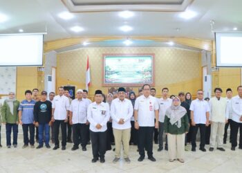 Perkuat Perlindungan Lingkungan, Anwar Sadat Kukuhkan KKMD dan Bahas Regulasi Mangrove