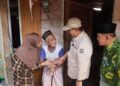 Wujud Nyata Kepedulian, Bupati Tanjab Barat Pantau Program Bedah Rumah di Tungkal
