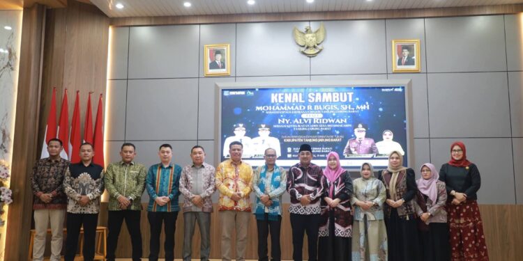 Bupati dan Wabup Tanjab Barat Sambut Kajari Baru, Dorong Pengawasan Pembangunan yang Transparan