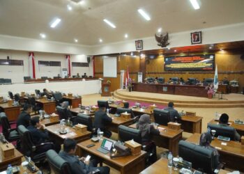 Eksekutif dan Legislatif Kompak Bahas Ranperda, DPRD Tanjab Barat Gelar Paripurna III