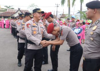 Kenaikan Pangkat 52 Anggota Polres Tanjab Barat Jadi Momentum Perkuat Polri Presisi