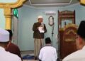 Usai Panen Raya Melon, Bupati dan Wabup Tanjab Barat Lanjutkan Safari Jumat Serta Salurkan Berbagai Bantuan