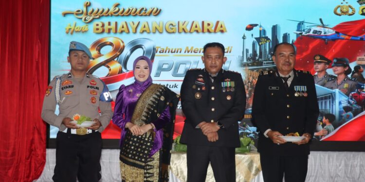Upacara HUT Bhayangkara ke-80, Polres Tanjab Barat Pertegas Komitmen Jaga Keamanan dan Pelayanan Publik