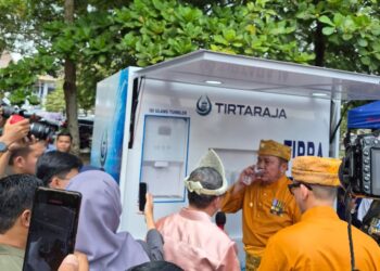 Gubernur Herman Deru Apresiasi TIRRA DRINK, Inovasi Air Minum Layak Konsumsi Pertama di Indonesia