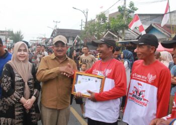 Pemkab Gelar Lomba Balap Becak Hias Semarakkan HUT RI ke-81 dan Hari Jadi ke-61 Tanjab Barat