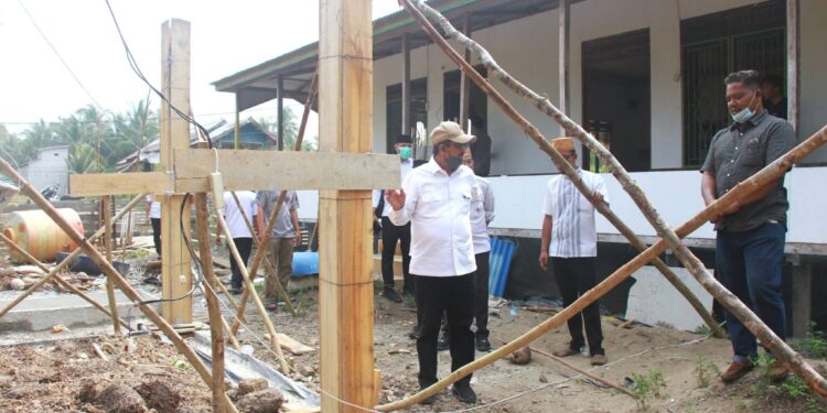 Kunker ke Kuala Betara, Anwar Sadat Soroti Sekolah, Tanggul hingga Akses Penghubung Warga